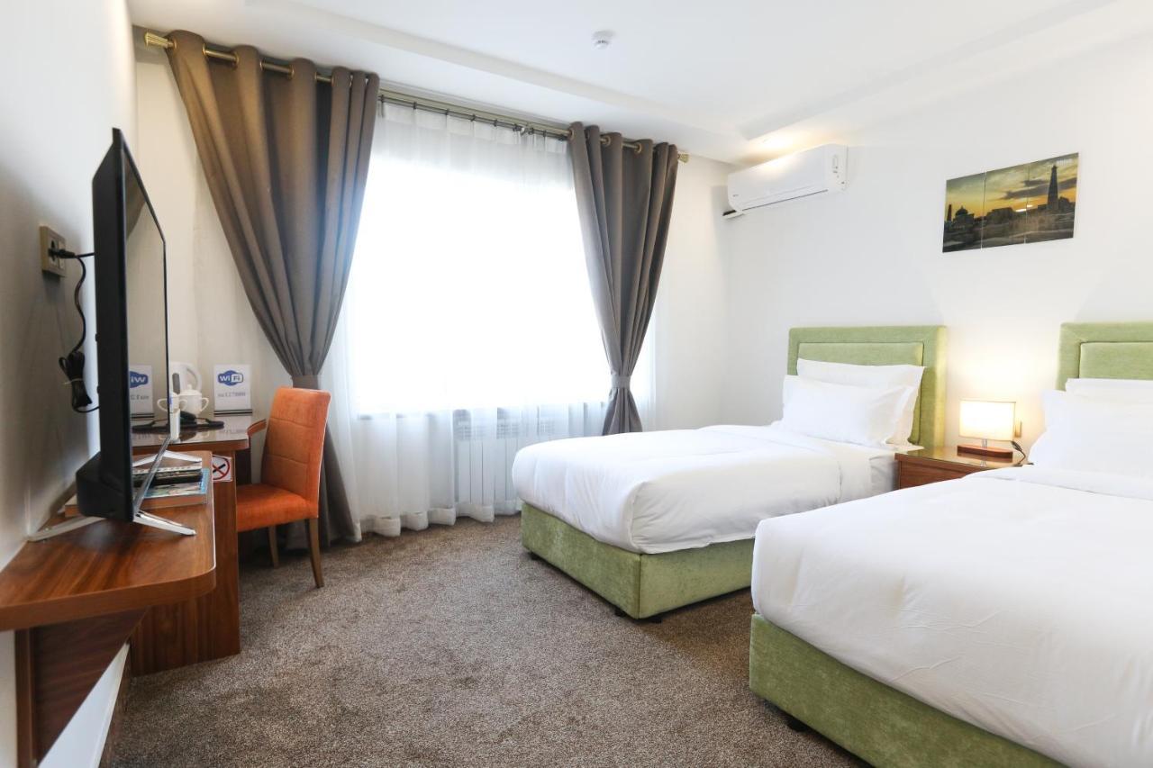 Sunrise Hotel Tashkent Esterno foto