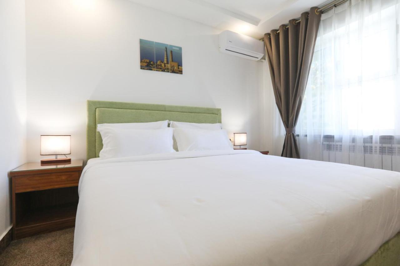 Sunrise Hotel Tashkent Esterno foto
