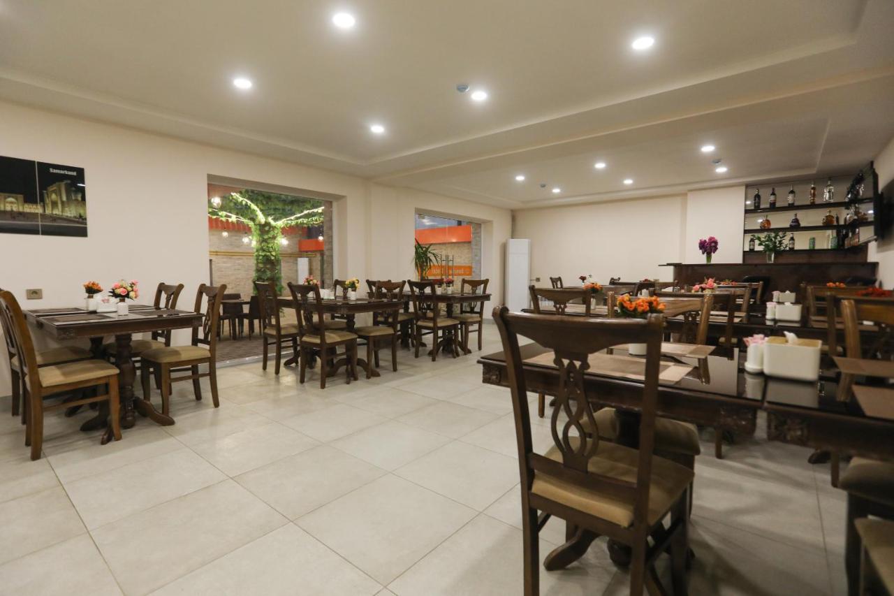 Sunrise Hotel Tashkent Esterno foto